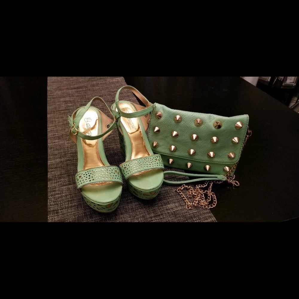 Wedge Sandals with matching purse
